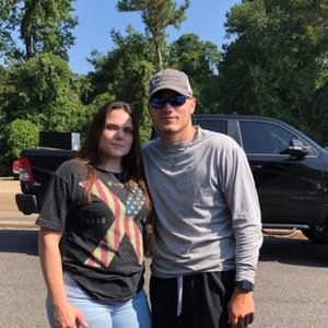 Meet your Posher, Dakota